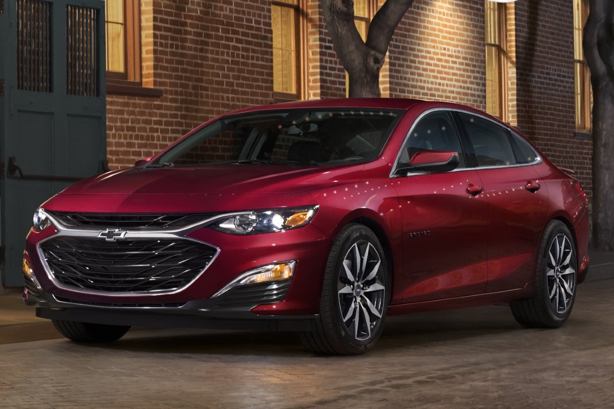 2021 Chevrolet Malibu Exterior Driver Side Front Profile_o.jpg