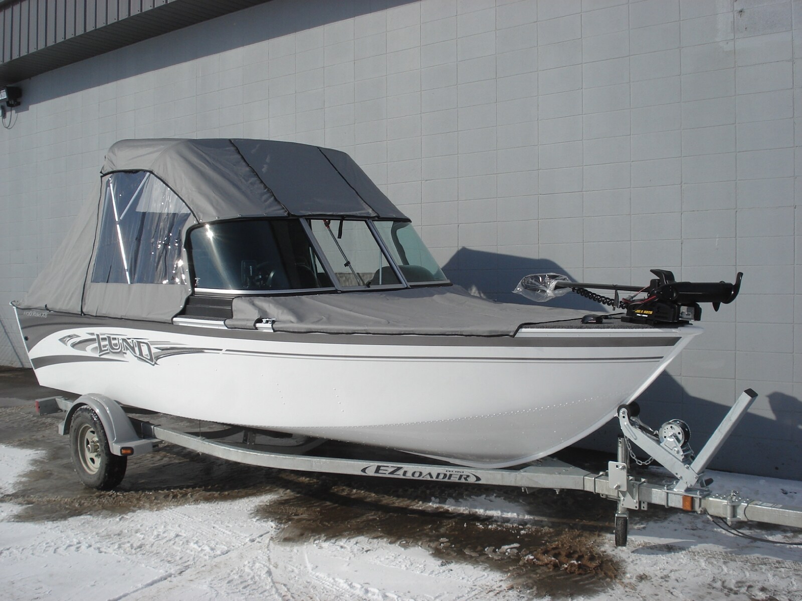 New 2017 LUND BOAT CO 1750 Rebel XS Sport For Sale Camrose AB
