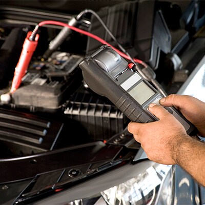 Bronco-Nissan-Battery-2.png