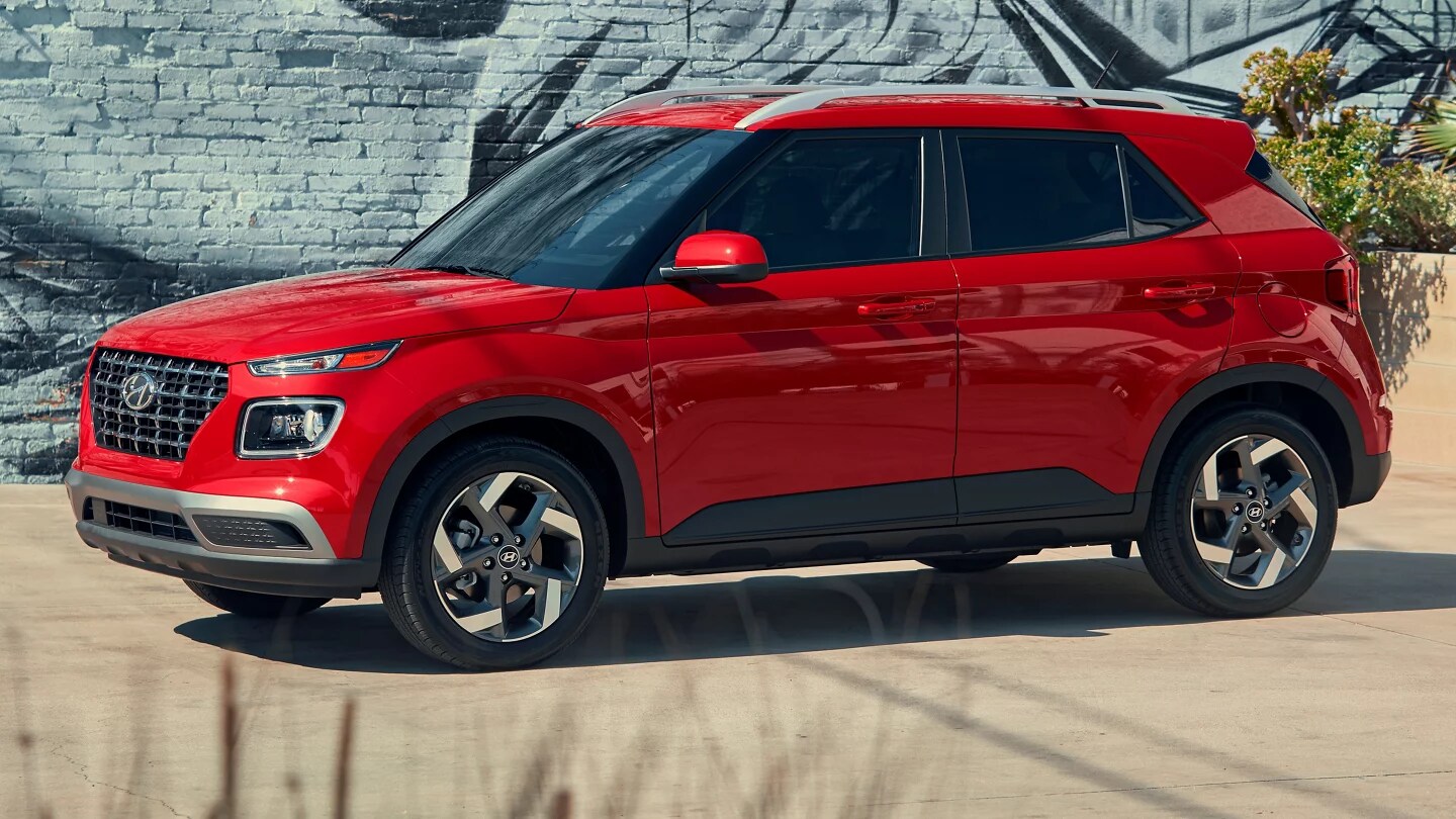 2024 Hyundai Venue SUV in Ultimate Red Near Brookshire, TX