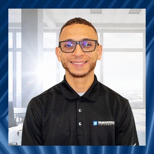 BrookshireHyundai-LPI-SPANISHBANNER-Headshots-DERRICK.jpg