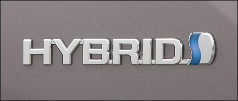 Toyota-Hybrid-Logo-i001.jpg
