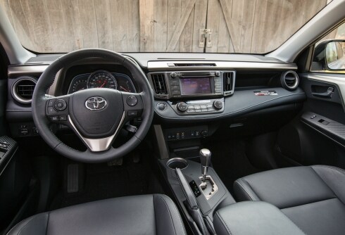 2013_Toyota_RAV4-18-prv.jpg