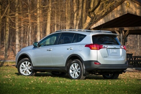 2013_Toyota_RAV4-09-prv.jpg