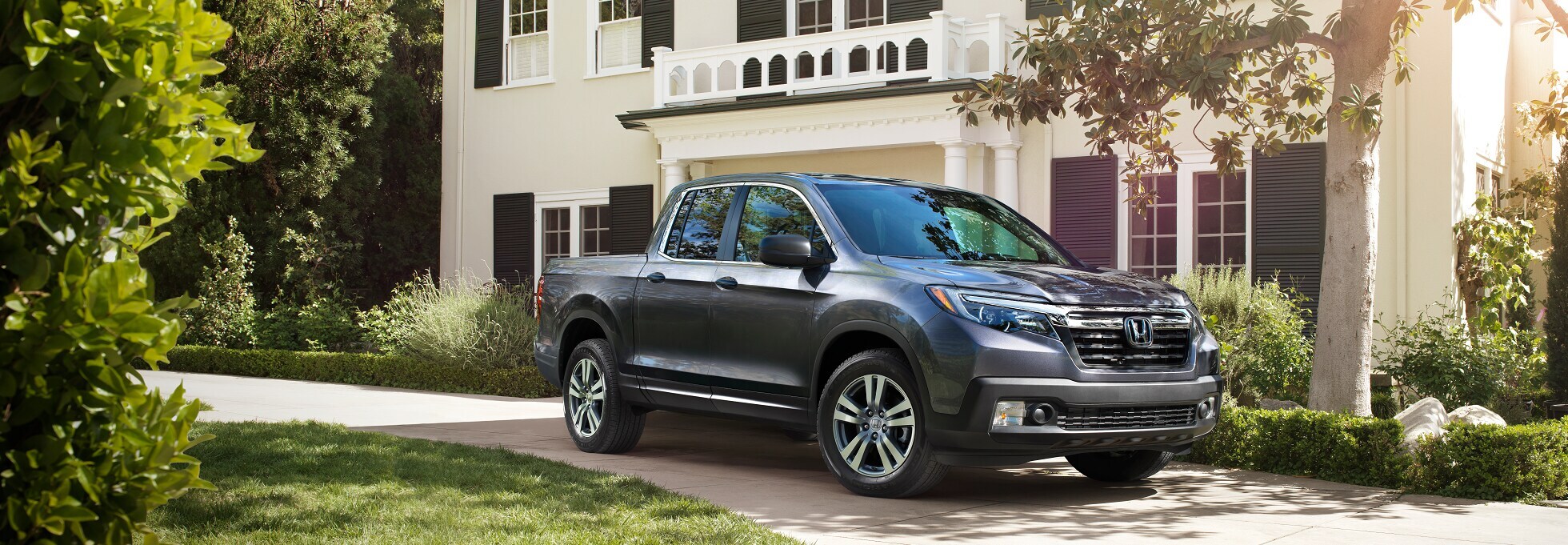 2017-Honda-Ridgeline.png alt=