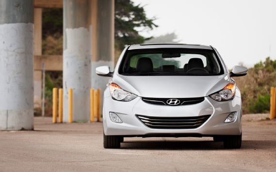 2012-hyundai-elantra-limited-front-view.jpg