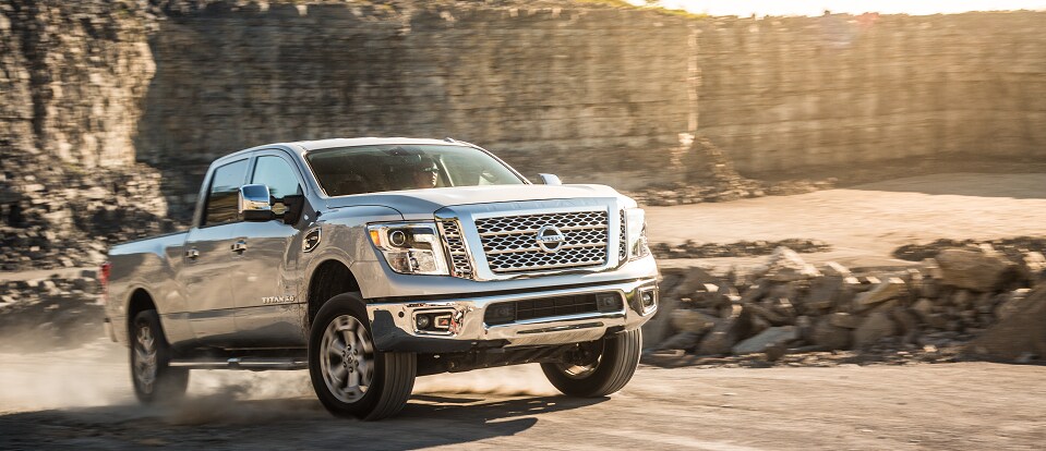 2017-Nissan-Titan.png