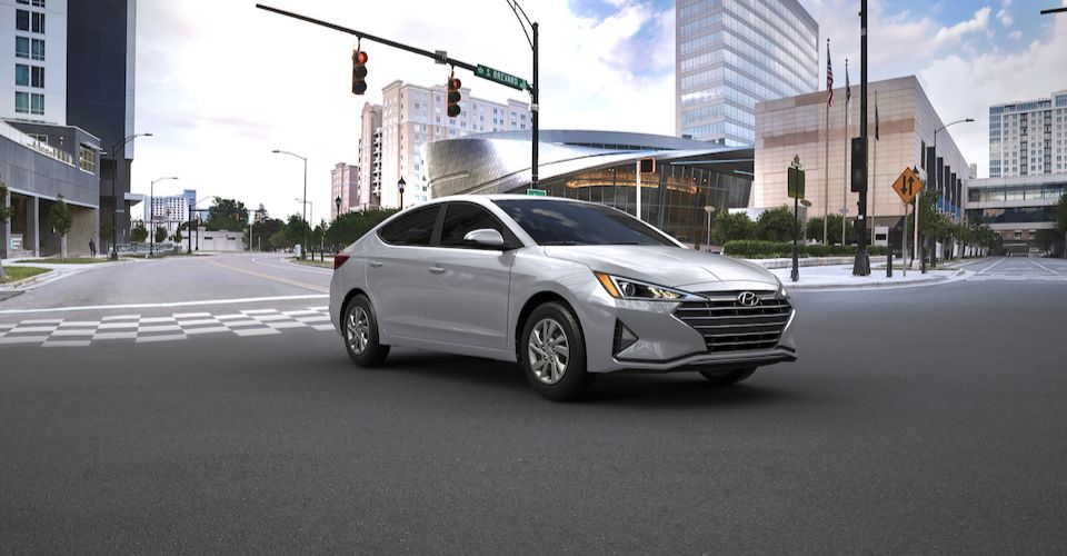 2020-Hyundai-Elantra-SE-Sedan-L05 (2).jpeg