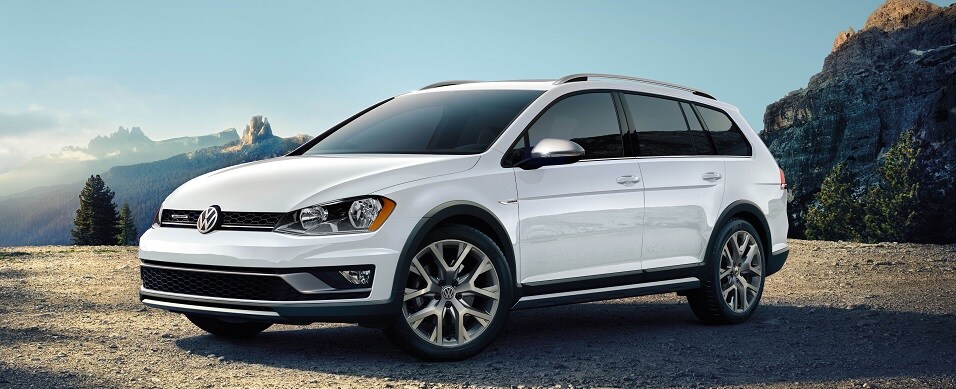 2017-VW-Alltrack.jpg