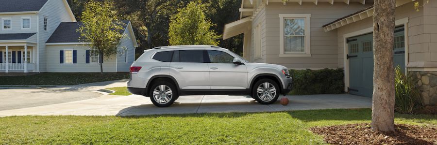 2019-Volkswagen-Atlas-V6SEL-SUV-L01 (1).jpeg