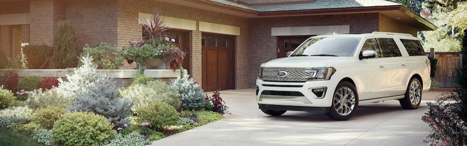 2019-Ford-Expedition-Platinum-SUV-L02 (2) (1).jpeg