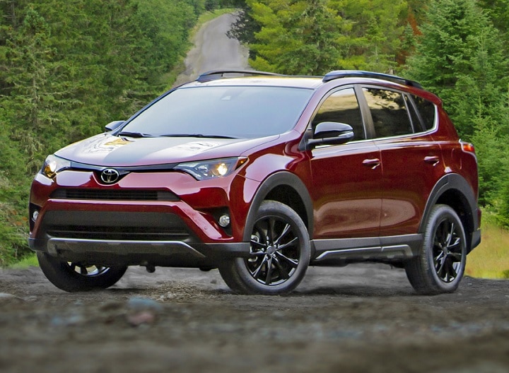 2018_toyota_rav4_adventure_01_720_1.jpg