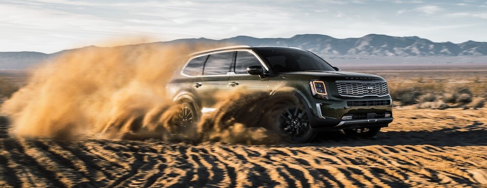 2020-KIA-Telluride-SX-SUV-L06.jpeg