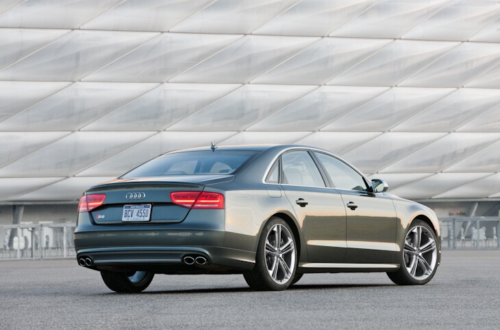 2013 Audi S8