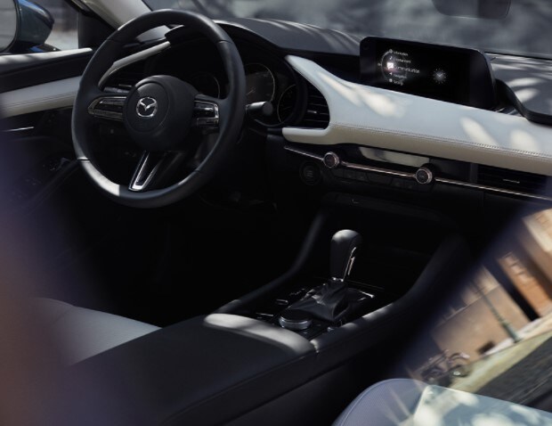 Mazda3Turbo_cockpit.jpg