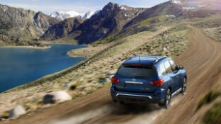 2017 Nissan Pathfinder exterior 2017 Nissan Pathfinder exterior