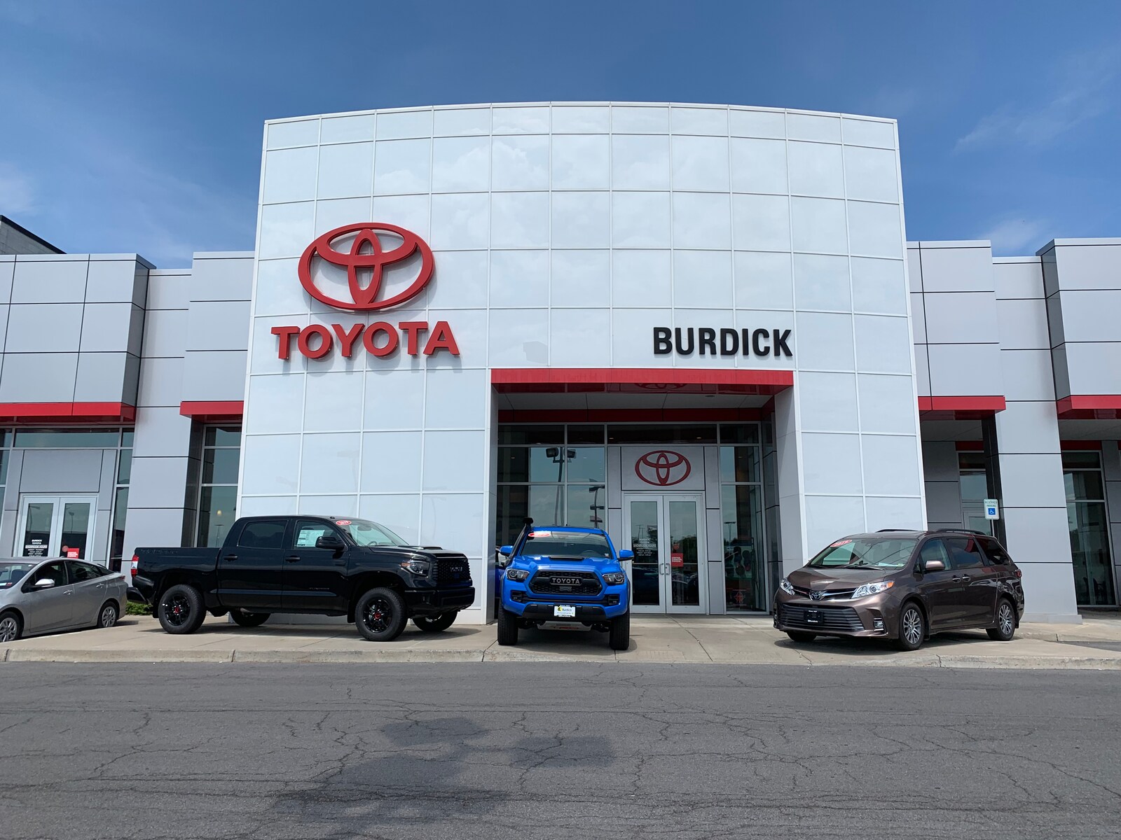 Burdick Toyota Toyota Dealership at Driver's Village in Cicero, NY serving greater Syracuse