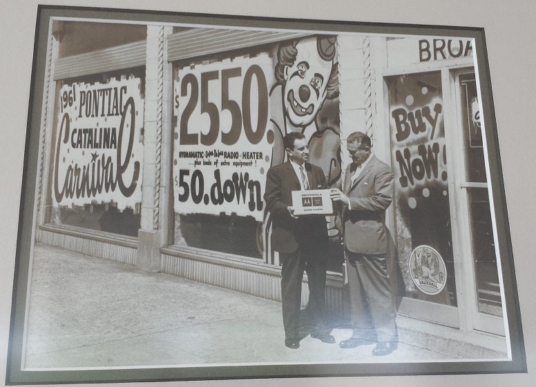history1.jpg William Burns 1933
