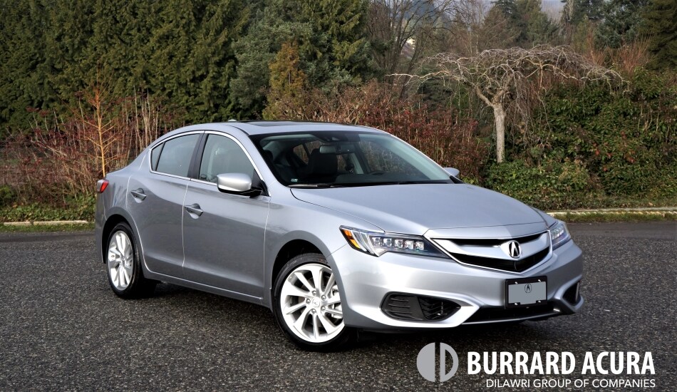 17_acura_ilx_technology_00100.jpg
