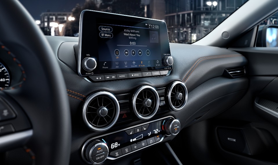 2020 Nissan Sentra Dash