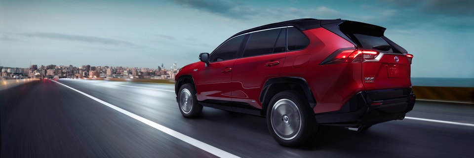 2021-Toyota-RAV4Prime-SUV-L04 (2).png