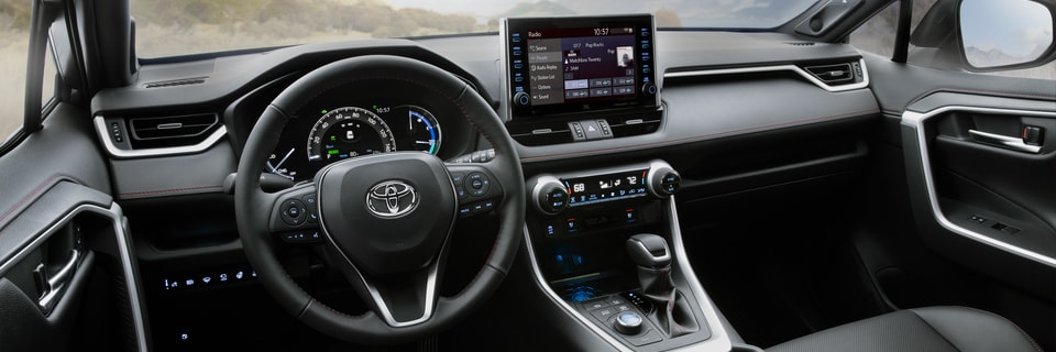 2021-Toyota-RAV4Prime-SUV-I02 (2).png