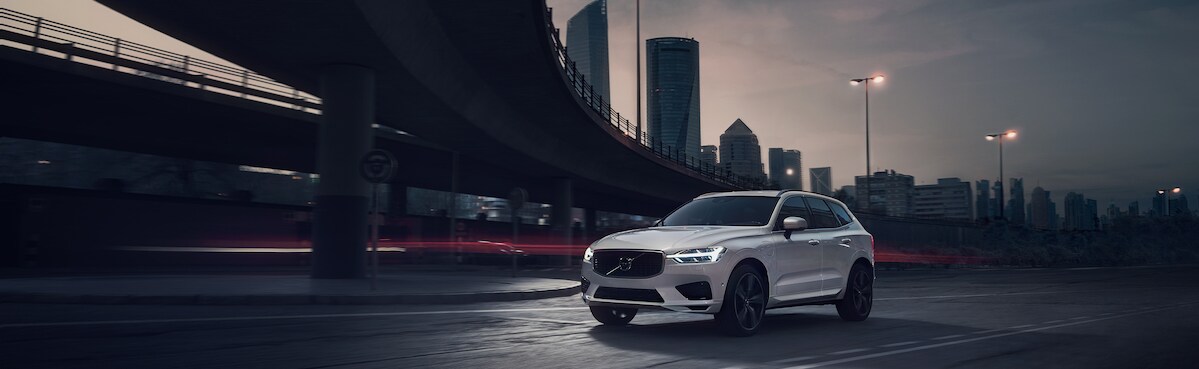 2019 Volvo XC60 R-Design T8 2019 Volvo XC60 R-Design T8