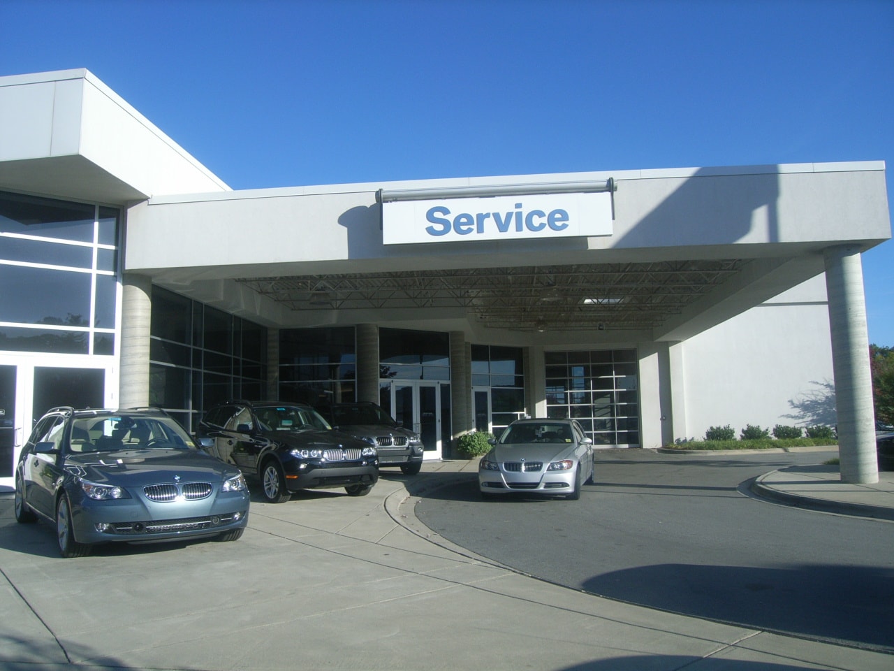 Auto Service Department