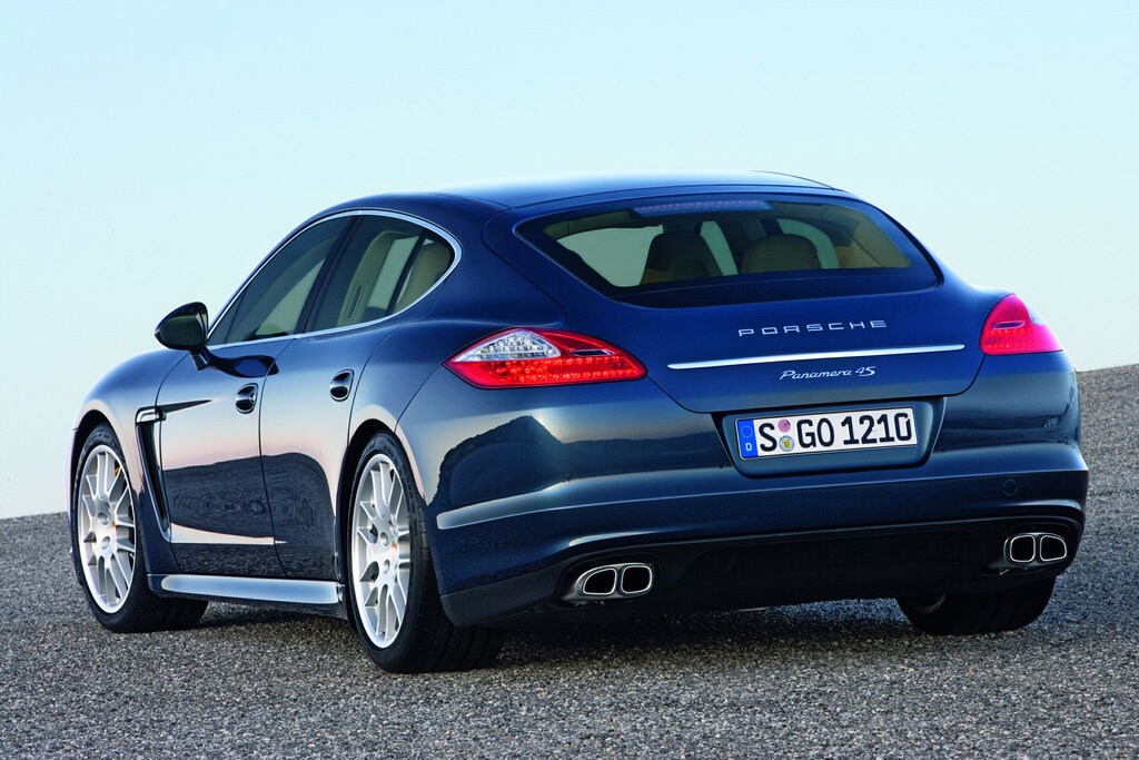 RearviewofPanamera