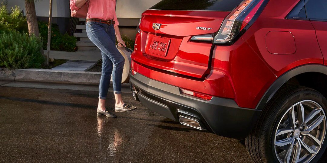 vue arrière du Cadillac XT4 2022
