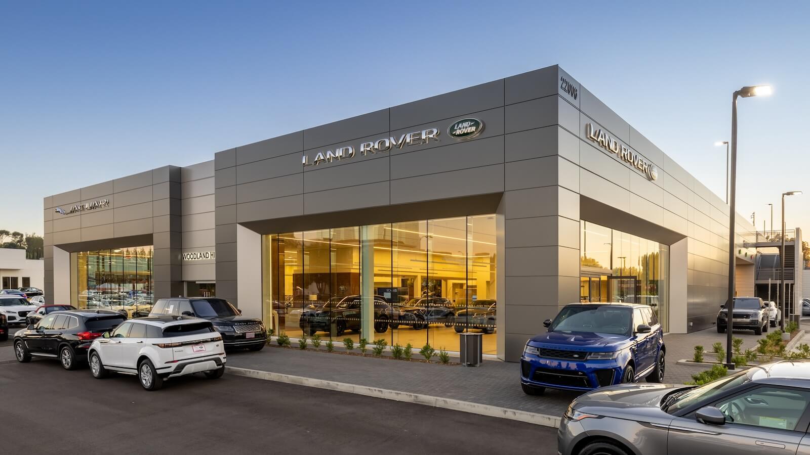 Exterior view of Land Rover Woodland Hills