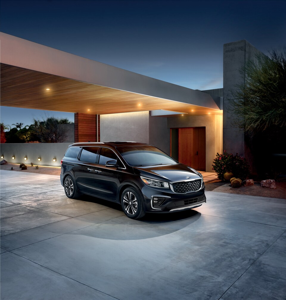 2021-KIA-Sedona-SX-Van-L02.jpeg