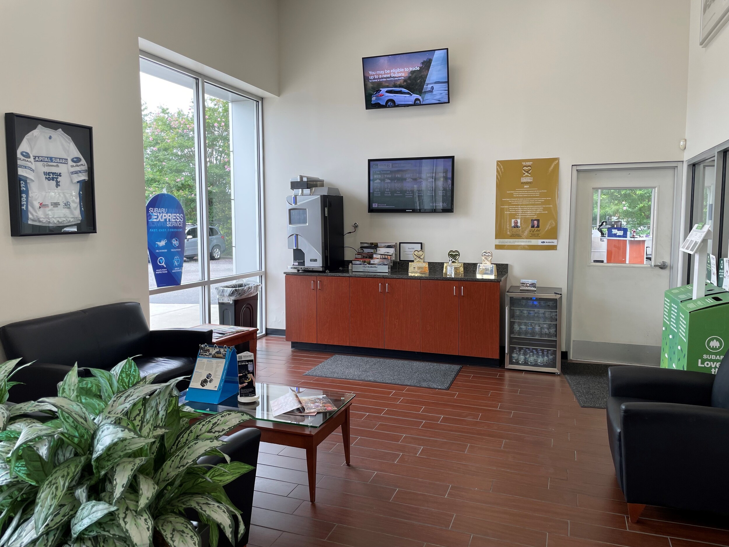 Waiting Room.jpg