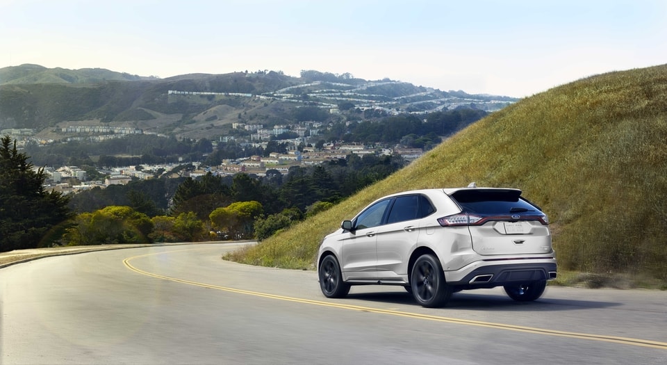 2017-Ford-Edge-Sport-SUV-L04-min.jpg