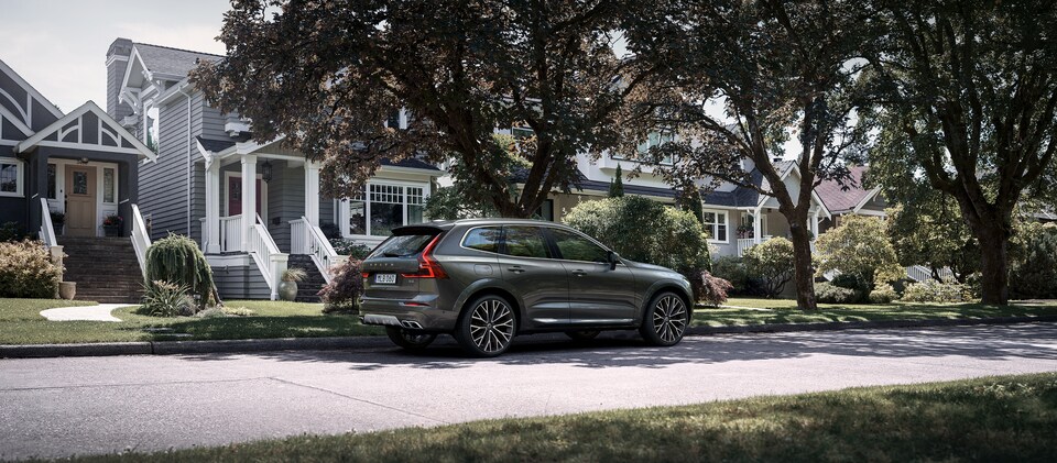 2021-Volvo-XC60-Inscription-B6-WheelAddOn-SUV-L03.jpeg