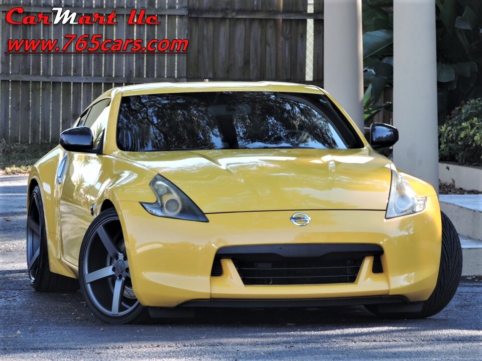 2009 NISSAN 370Z COUPE.jpg