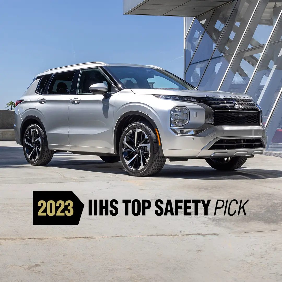 outlander_vlp_iihs_award.webp
