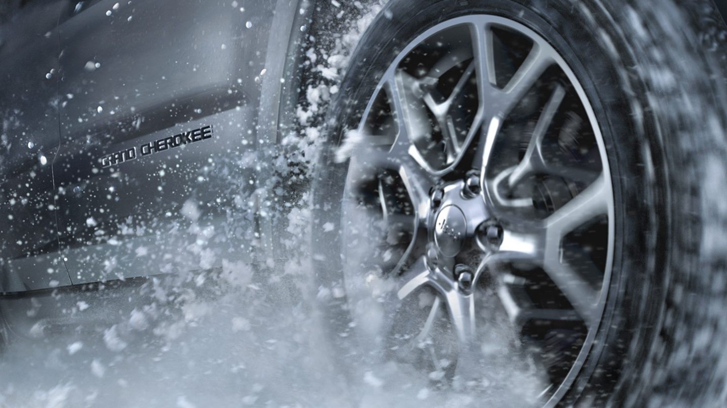 Jeep Grand Cherokee in All Weather