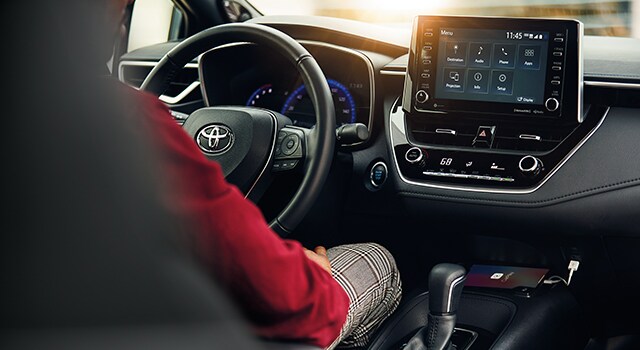 2020_corrola_interior