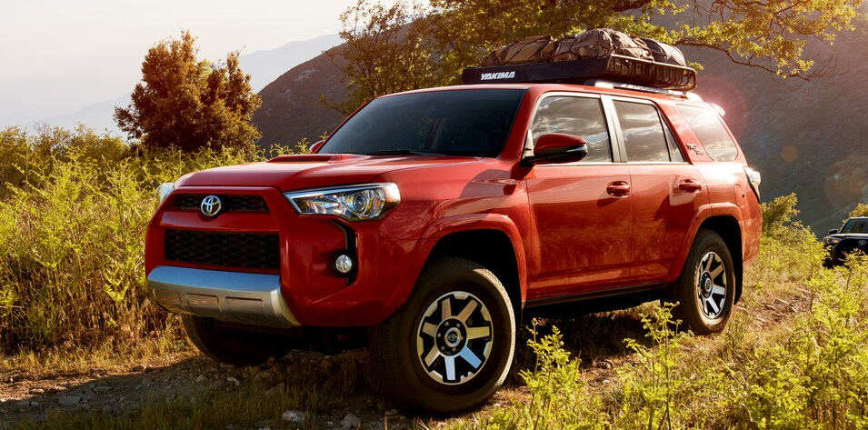 2018-Toyota-4Runner-TRDOffRoadPremium-SUV-L02.png