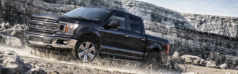 2018-Ford-F150-Lariat-CrewCab-Truck-L02 (800px).png