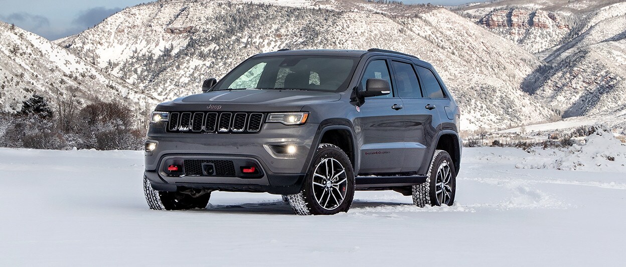 2020 Jeep Cherokee Parked In Snow 2020 Jeep Cherokee Parked In Snow