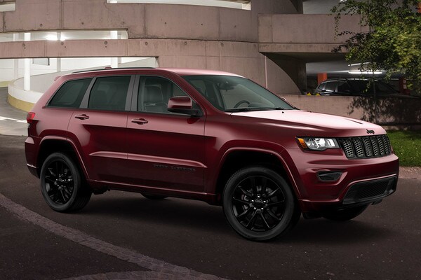 2021 Jeep Grand Cherokee Altitude Trim Featuring Gloss Black Accents 2021 Jeep Grand Cherokee Altitude Trim Featuring Gloss Black Accents
