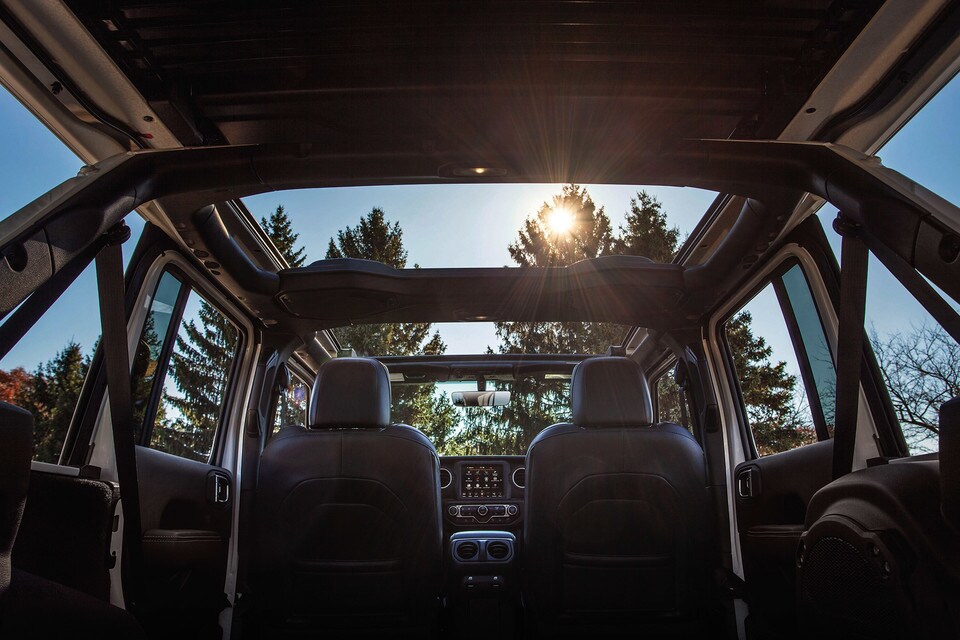 2021 Jeep Wrangler Interior 2021 Jeep Wrangler Interior