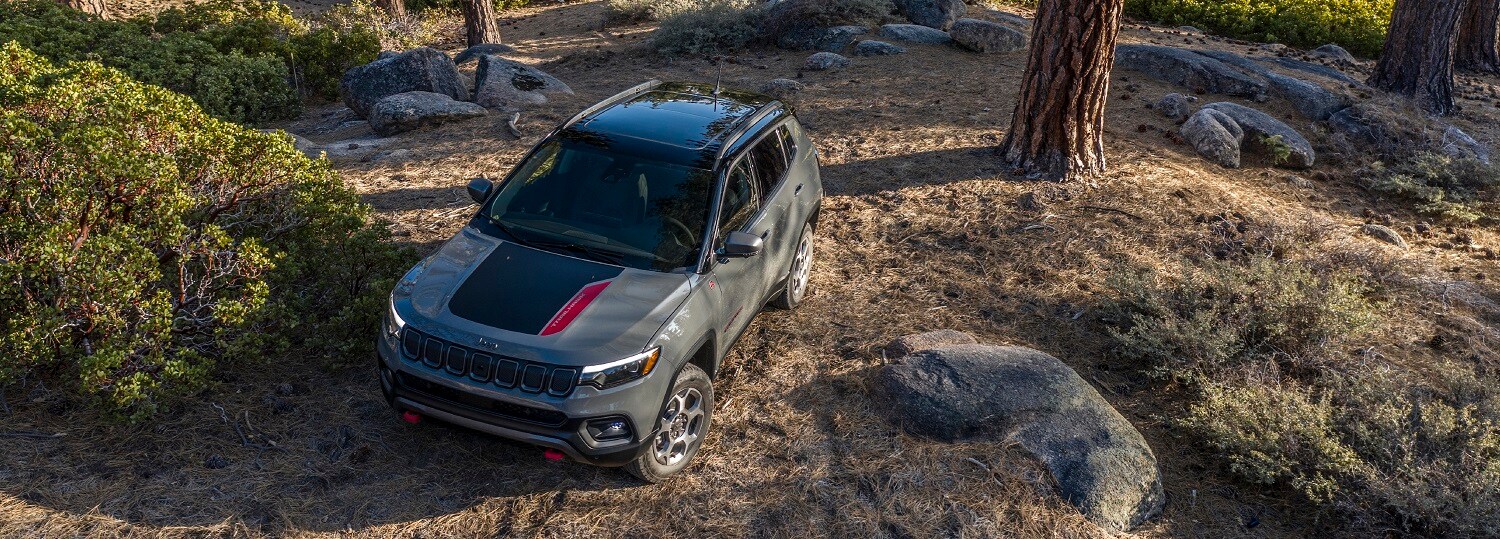 2022 Jeep Compass vs. 2022 Jeep Cherokee 2022 Jeep Compass vs. 2022 Jeep Cherokee
