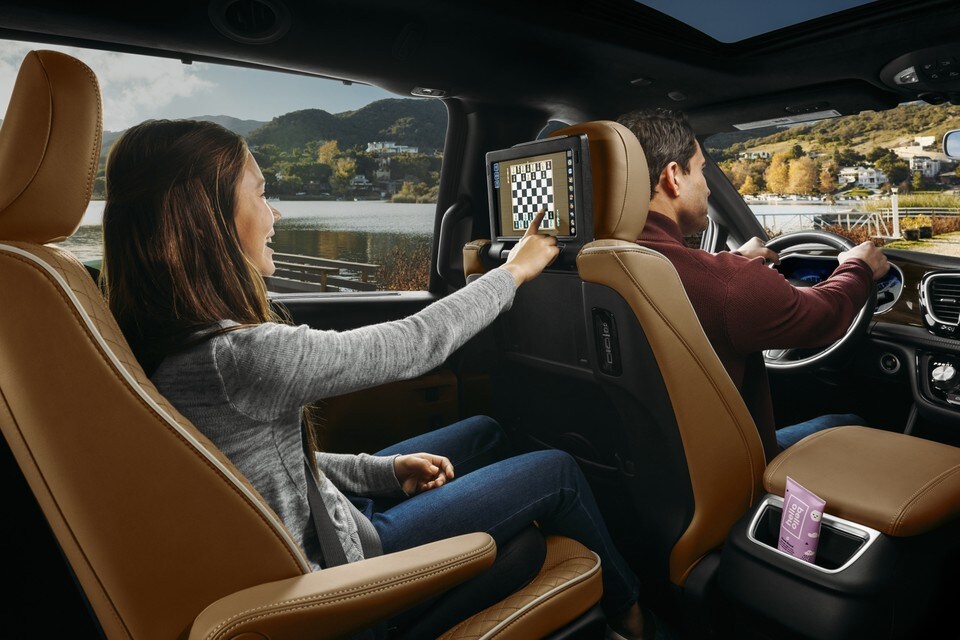 2021 Pacifica Hybrid Interior 2021