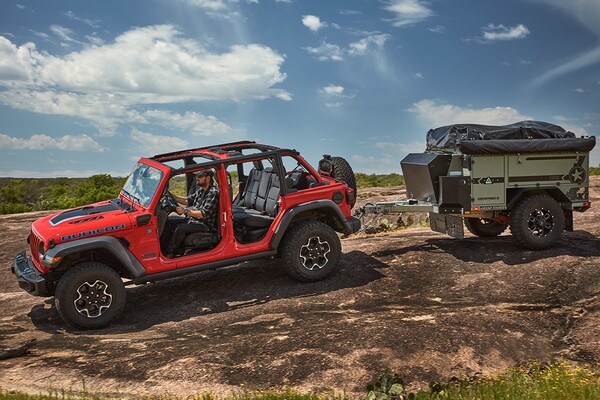 2022 Jeep Wrangler 4xe | Capability 470lb Instant Torque 2022 Jeep Wrangler 4xe | Capability 470lb Instant Torque