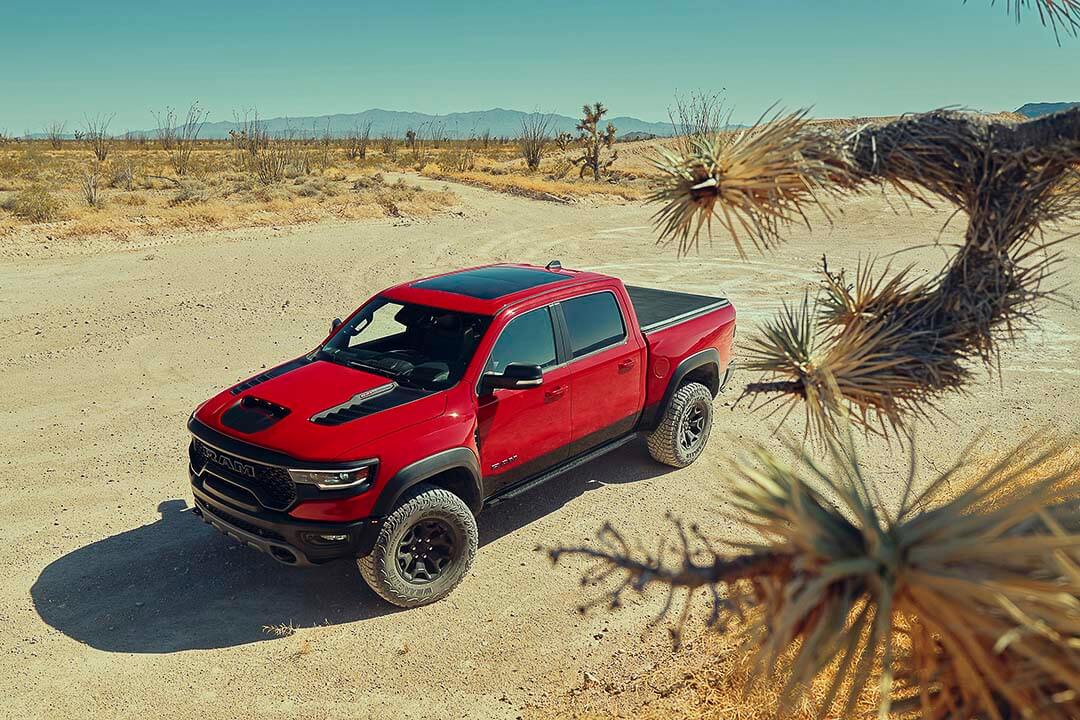 vue trois quart avant du RAM 1500 TRX 2022