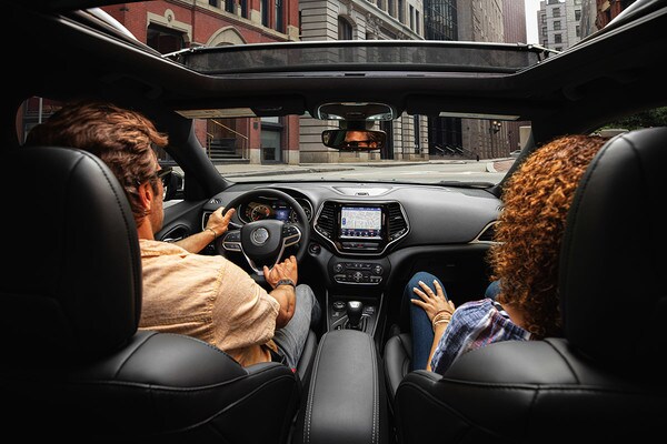 2021 Jeep Cherokee Dual-Pane Panoramic Sunroof 2021 Jeep Cherokee Dual-Pane Panoramic Sunroof