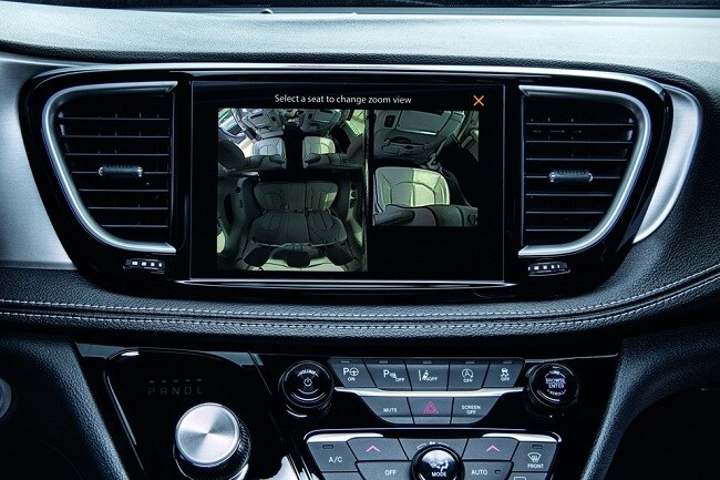 2021 Chrysler Pacifica Hybrid Interior